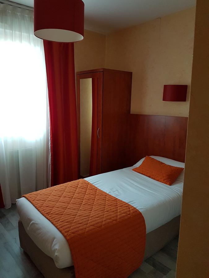 Logis Hotel Le Florina Sainte-Florine Екстер'єр фото
