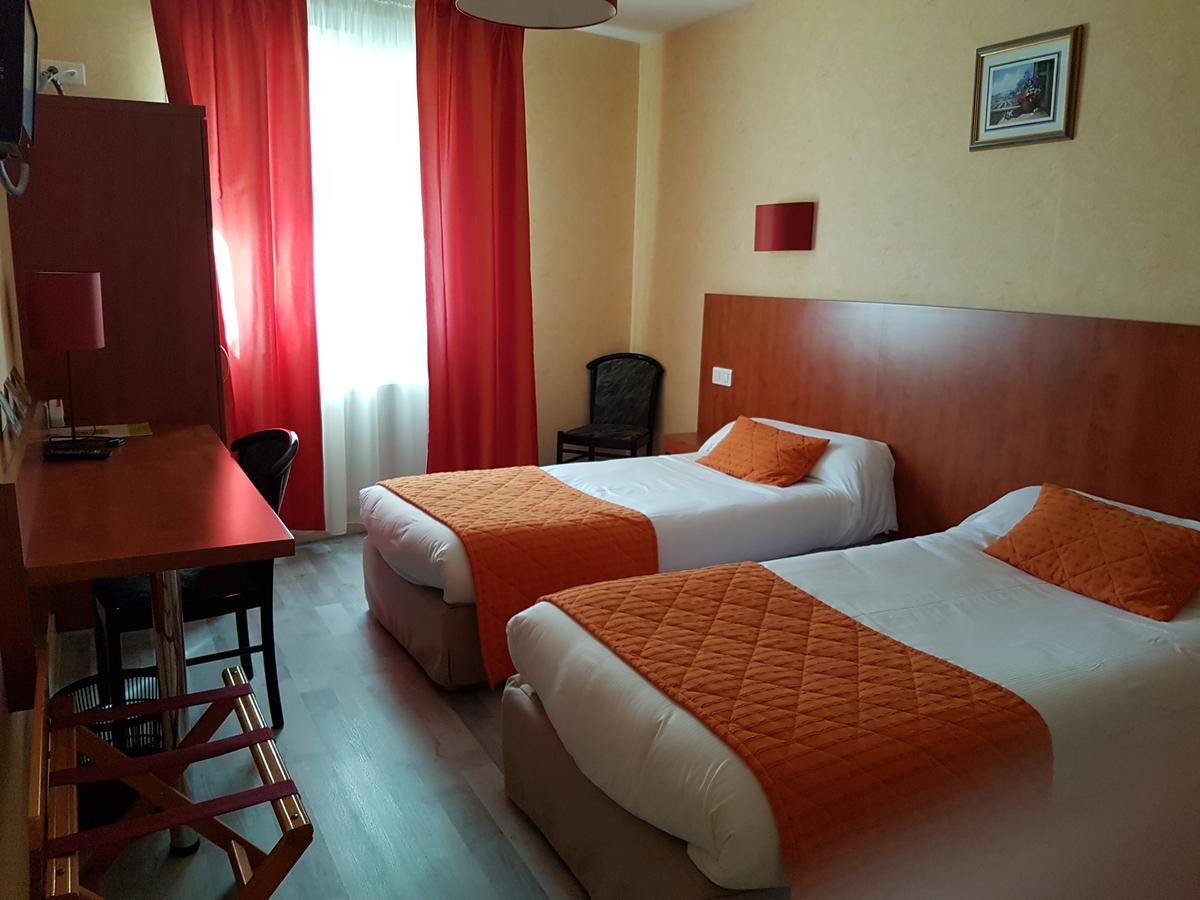 Logis Hotel Le Florina Sainte-Florine Екстер'єр фото